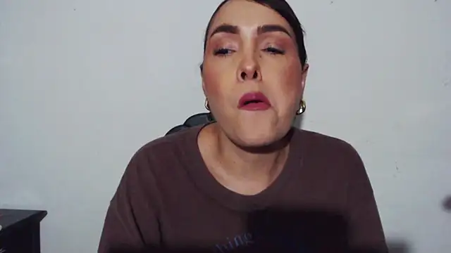 Miss Agatha online show from 30, 10, 2025