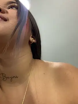 Michellesexxy online show from 22, 3, 2025