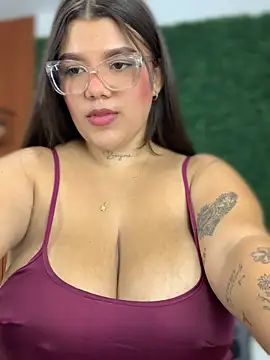 Michellesexxy online show from 11, 3, 2025