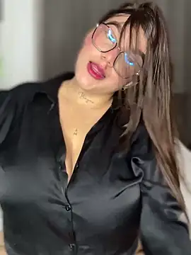 Michellesexxy online show from 7, 1, 2025