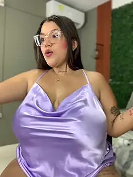 Michellesexxy online show from 13, 3, 2025