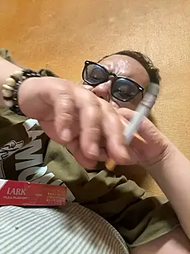 punk0805 online show from 11, 4, 2026