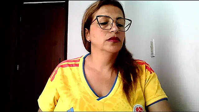 Snapshot of RossanaLionheart chatting on 3, 7, 2026 RossanaLionheart online show from 3, 7, 2026