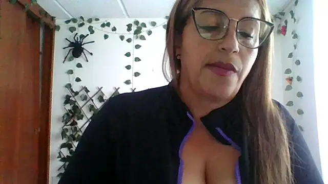 RossanaLionheart online show from 2, 11, 2025