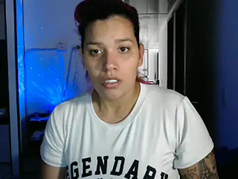 Snapshot of CarolinaRincon chatting on 12, 2, 2025 CarolinaRincon online show from 12, 2, 2025