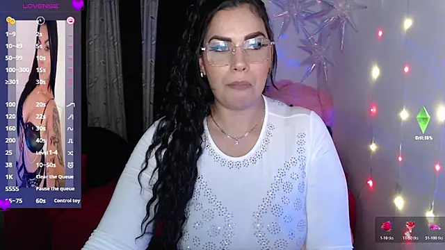 Snapshot of CarolinaRincon chatting on 4, 2, 2026 CarolinaRincon online show from 4, 2, 2026