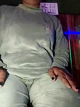 luckygirl 143 online show from 20, 2, 2025