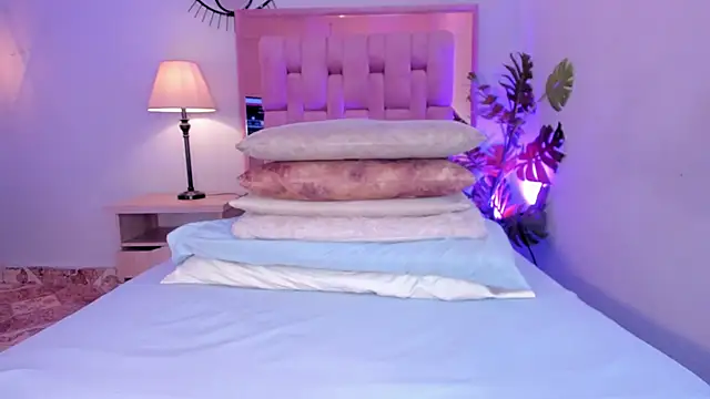 Voluptupus-girl online show from 17, 3, 2025