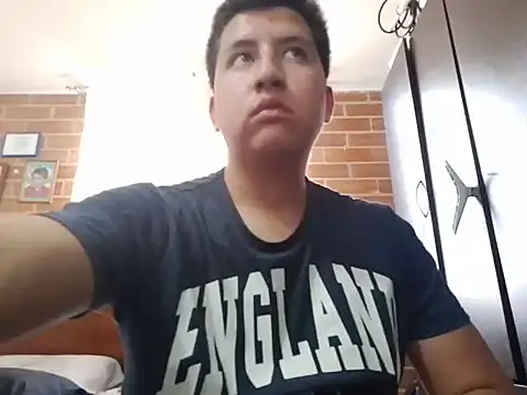 Snapshot of greeneyes999999999999 chatting on 20, 11, 2286 greeneyes999999999999 online show from 20, 11, 2286