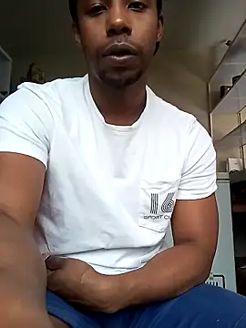 AlejoKhalifa  online show from 7, 10, 2025