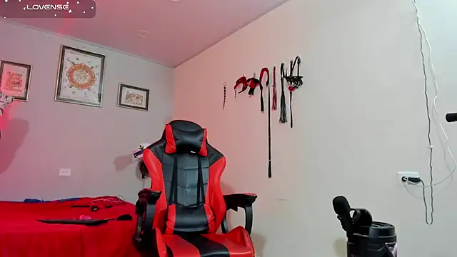 AlejoKhalifa  online show from 13, 9, 2025