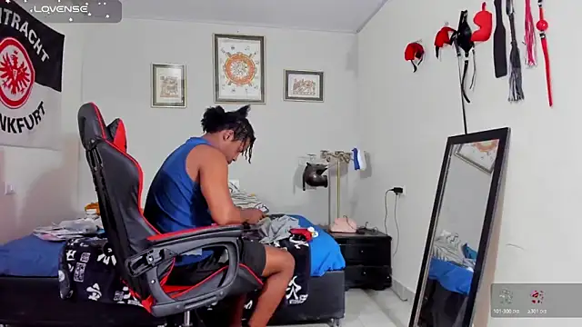 AlejoKhalifa  online show from 18, 11, 2025