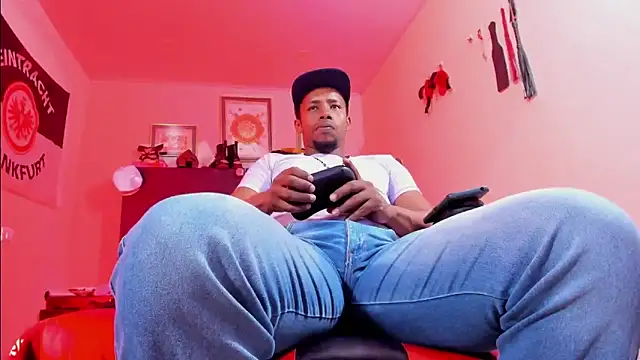 AlejoKhalifa  online show from 3, 2, 2026