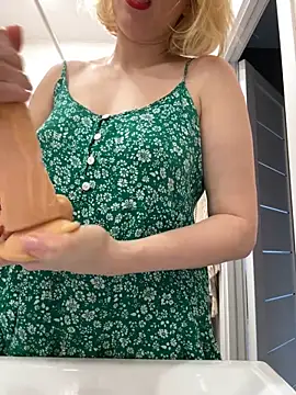 Yourdirtybitch online show from 27, 2, 2025