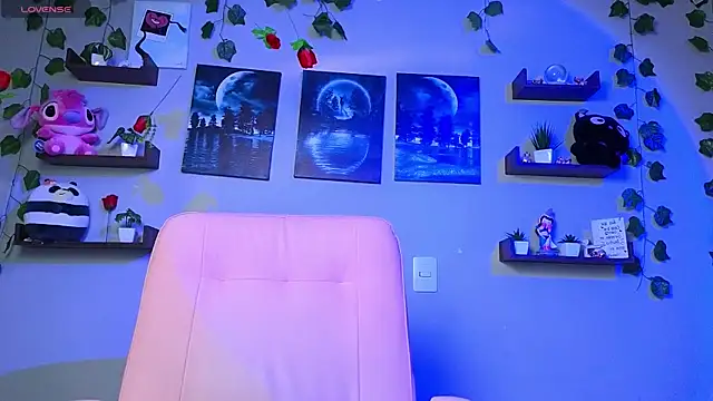 macey elliot  online show from 20, 3, 2025