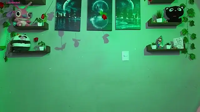 macey elliot  online show from 17, 3, 2025