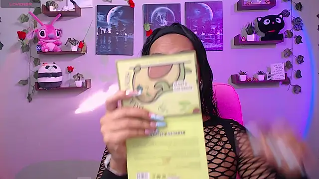 macey elliot  online show from 11, 3, 2025