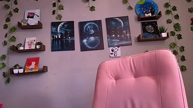 macey elliot  online show from 13, 9, 2025