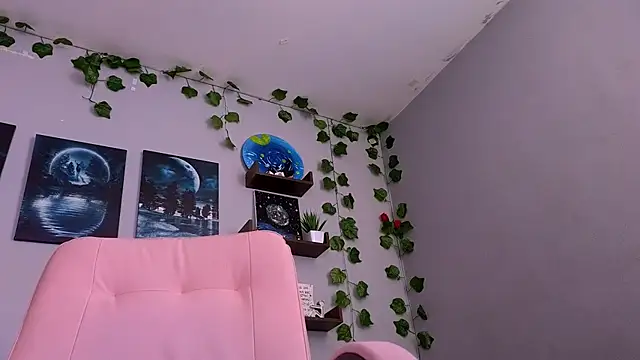 macey elliot  online show from 9, 9, 2025