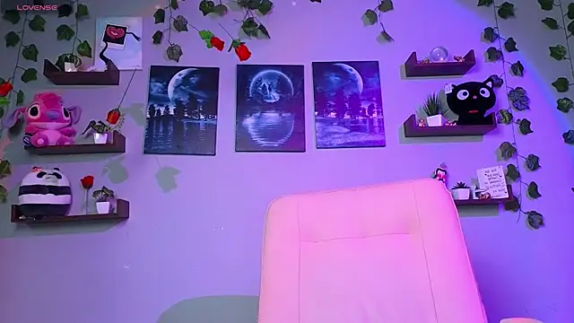 macey elliot  online show from 23, 3, 2025