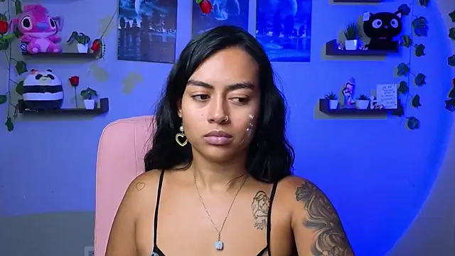 macey elliot  online show from 20, 3, 2025