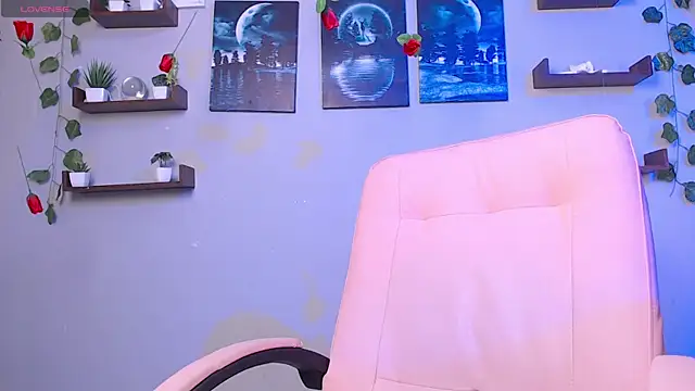 macey elliot  online show from 6, 3, 2025