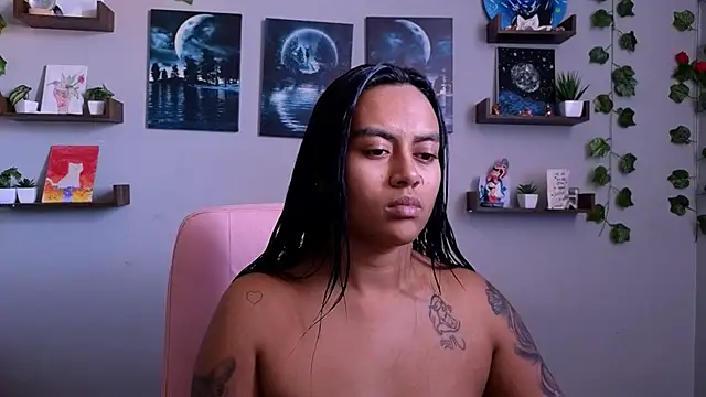 macey elliot  online show from 14, 9, 2025