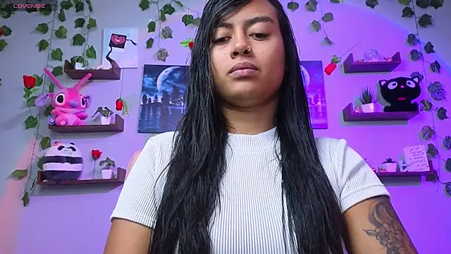 macey elliot  online show from 15, 3, 2025