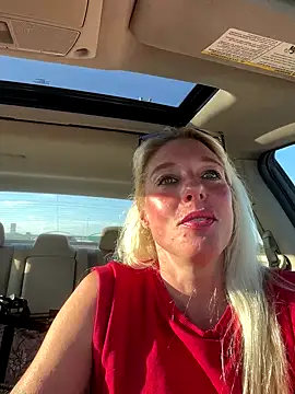 Glamazonx online show from 9, 9, 2025