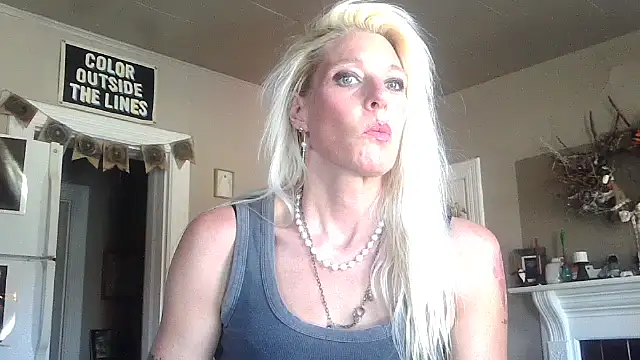 Glamazonx online show from 5, 11, 2025