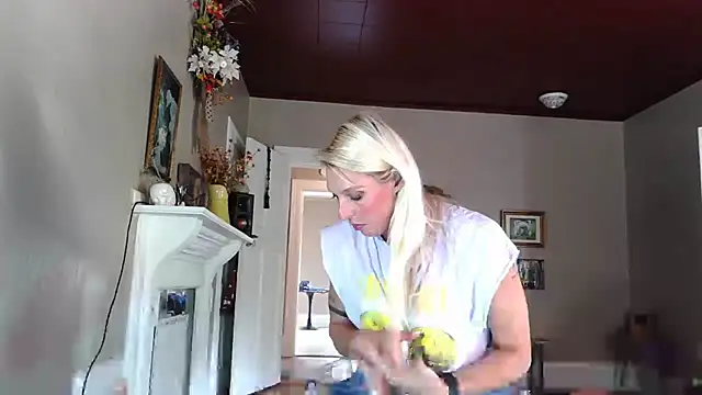 Glamazonx online show from 28, 9, 2025