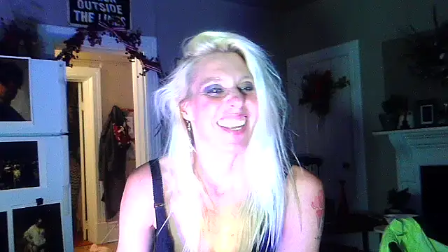 Glamazonx online show from 26, 11, 2025