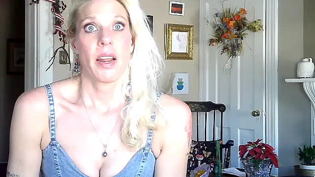 Glamazonx online show from 4, 12, 2025