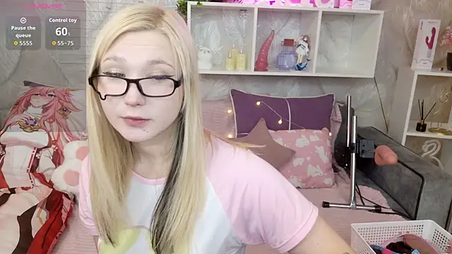 MeowkaKitty online show from 18, 10, 2025