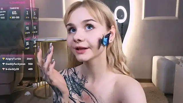 Britney Lynch online show from 13, 3, 2025