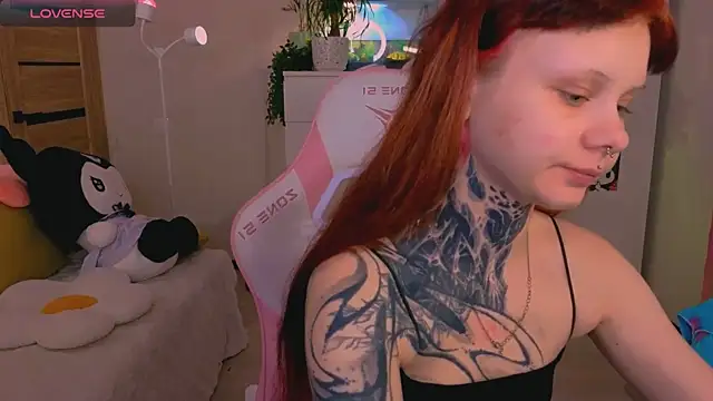 Britney Lynch online show from 7, 11, 2025