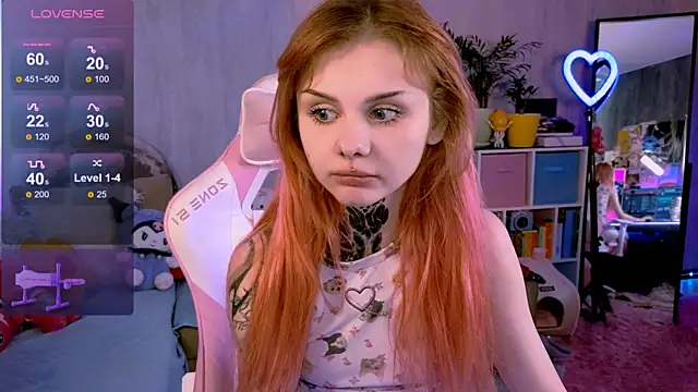 Britney Lynch online show from 21, 9, 2025