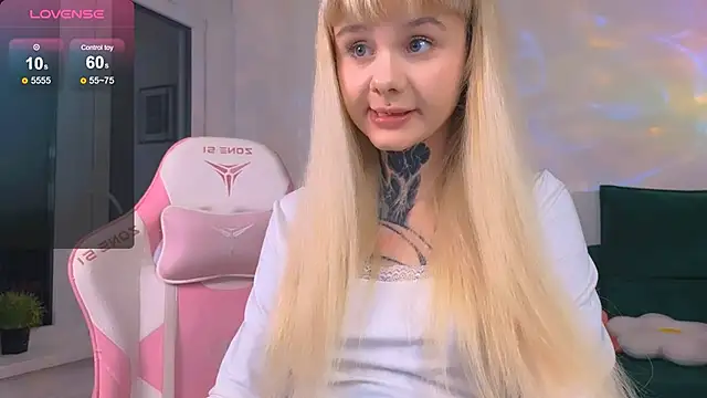 Britney Lynch online show from 19, 3, 2026