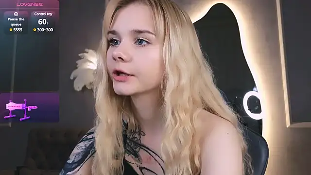 Britney Lynch online show from 13, 3, 2025