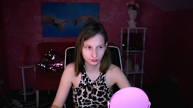 EllaHorton online show from 4, 4, 2026