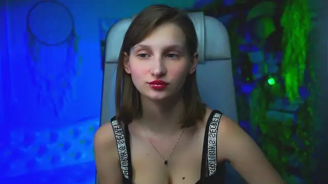 EllaHorton online show from 21, 3, 2026