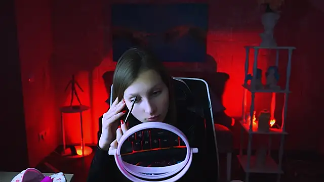 EllaHorton online show from 22, 2, 2025