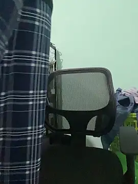 yObal-hot online show from 19, 9, 2025