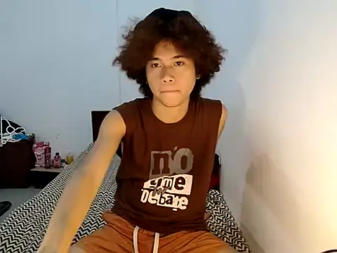 Asiantwink21 online show from 22, 6, 2026