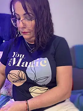 PaulinaSanders X online show from 17, 2, 2025