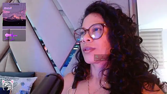 Snapshot of paula_daniela1 chatting on 26, 6, 2026 paula daniela1 online show from 26, 6, 2026
