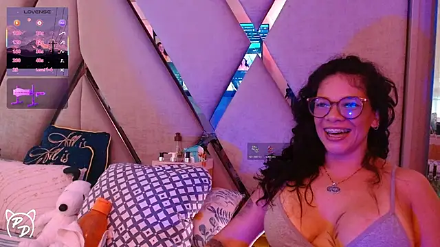 Snapshot of paula_daniela1 chatting on 16, 7, 2026 paula daniela1 online show from 16, 7, 2026
