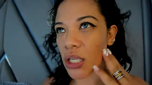 paula daniela1 online show from 23, 3, 2025