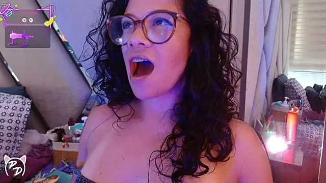 Snapshot of paula_daniela1 chatting on 12, 6, 2026 paula daniela1 online show from 12, 6, 2026