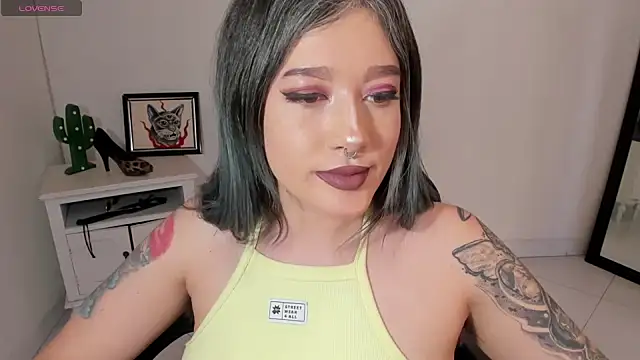 kat apple online show from 13, 11, 2025